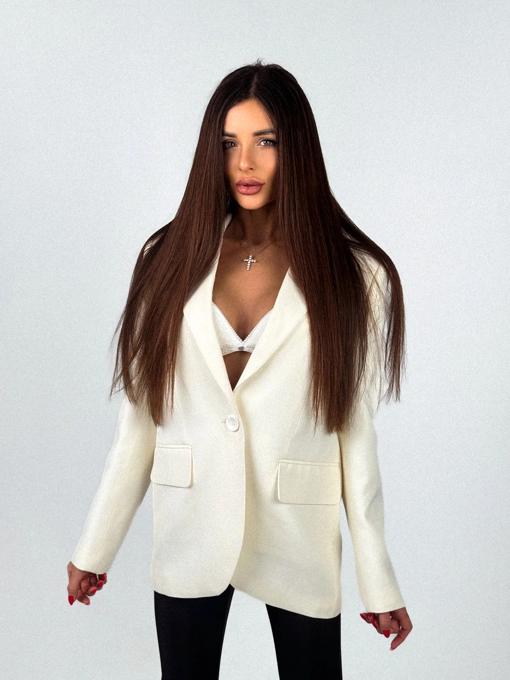 Inna, 37